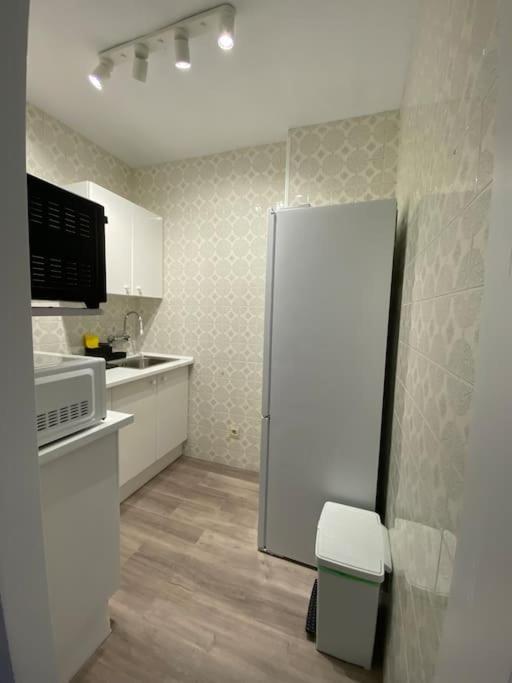 Apt Moderno Con Vistas, Recepcion 24 Hs Y Piscinas Benalmádena Extérieur photo