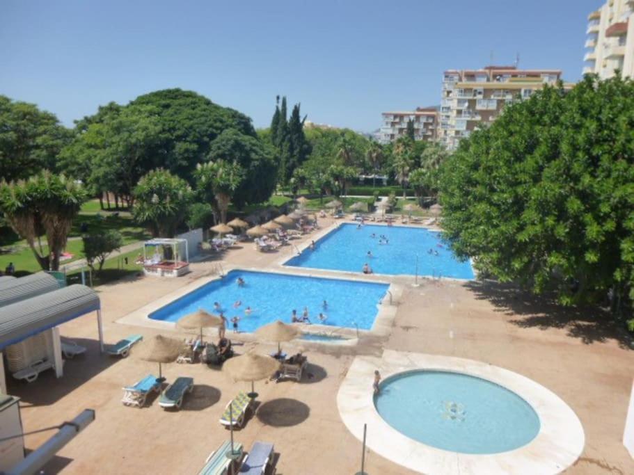Apt Moderno Con Vistas, Recepcion 24 Hs Y Piscinas Benalmádena Extérieur photo