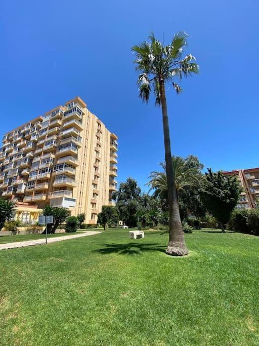 Apt Moderno Con Vistas, Recepcion 24 Hs Y Piscinas Benalmádena Extérieur photo